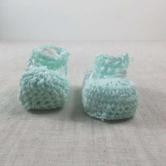 Handmade Crib Booties Baby Shoes Newborn Teal Crochet Knit Ribbon Soft - Picture 2 of 4